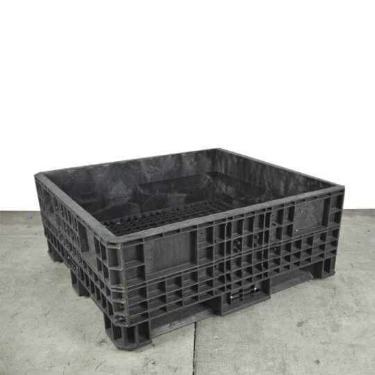 45 x 48 x 19 | Used Fixed Wall Bulk Container